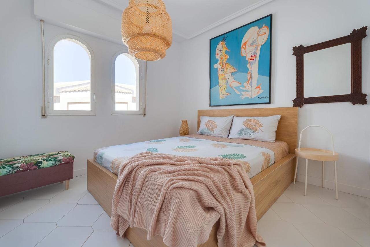 Flamenco Penthouse Sea View & Swimming Pool Apartment *