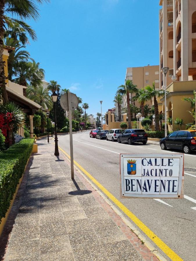 Flamenco Penthouse Sea View & Swimming Pool Apartment Torrevieja